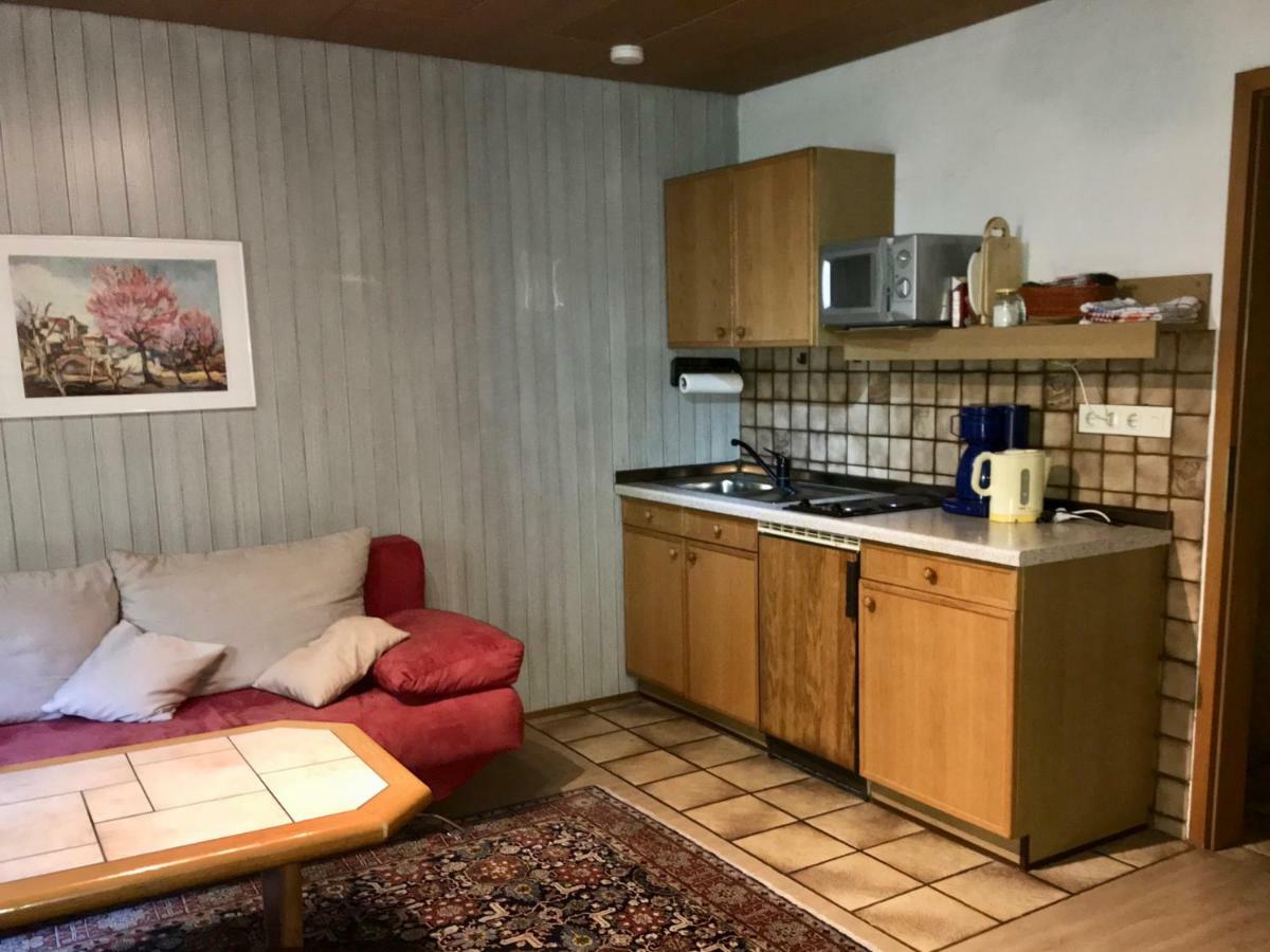 Roemerklause Neustadt an der Weinstraße Buitenkant foto